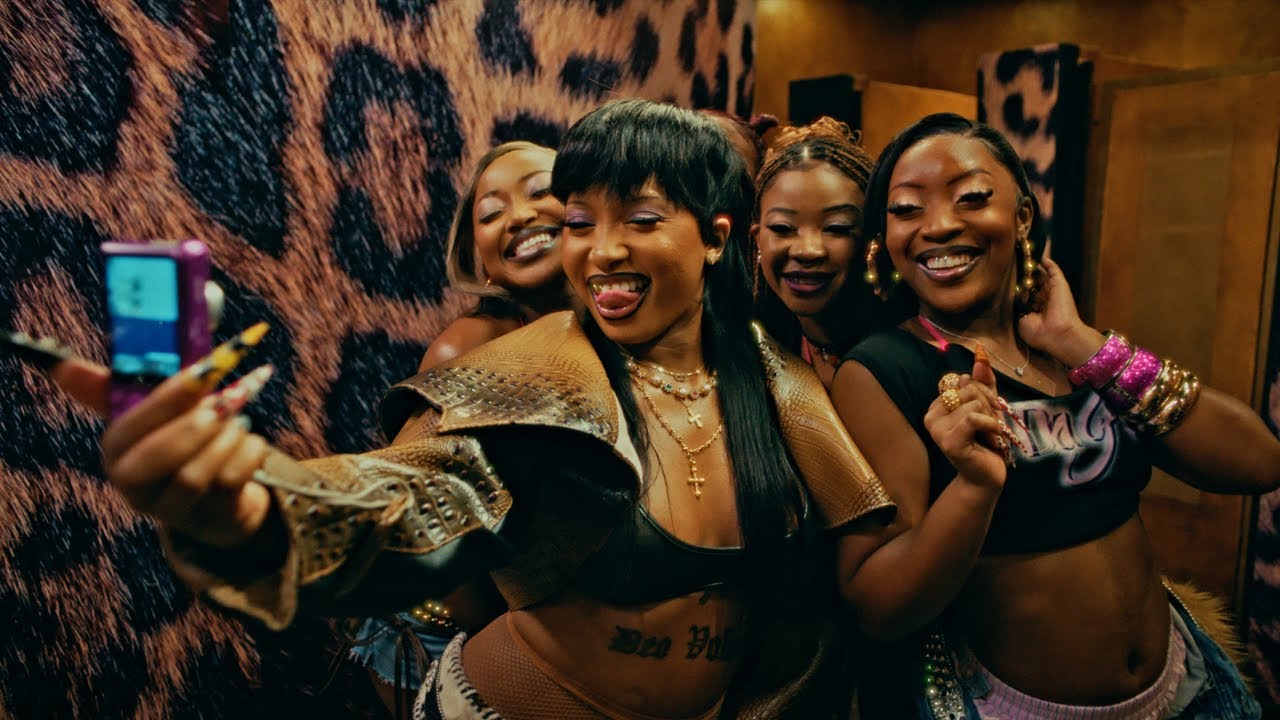You are currently viewing Uncle Waffles, Royal Musiq & Mark Khoza – BAPHI ft. CowBoii & Uncool MC